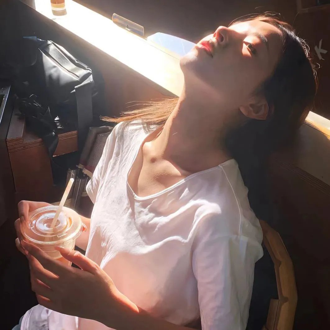 白首流年空余恨